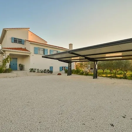 Villa Olive Paradise Ii By Istrialux