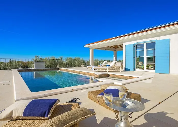 Olive Paradise Ii By Istrialux *